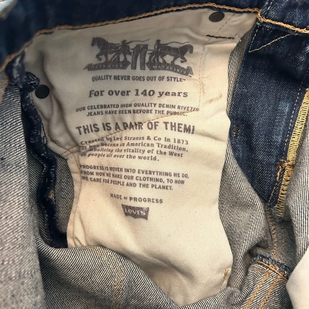 Levi's 511 White Oak stretch slim Fit dark wash 28x32 jeans R tab Made in Mexixo